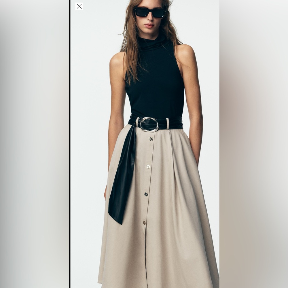 Elegant Black and Cream Women's dress dress with belt
